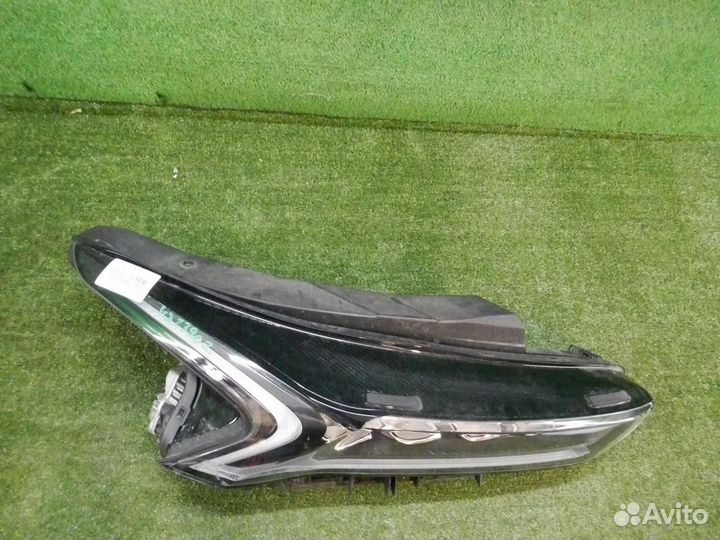 Фара правая Kia K5