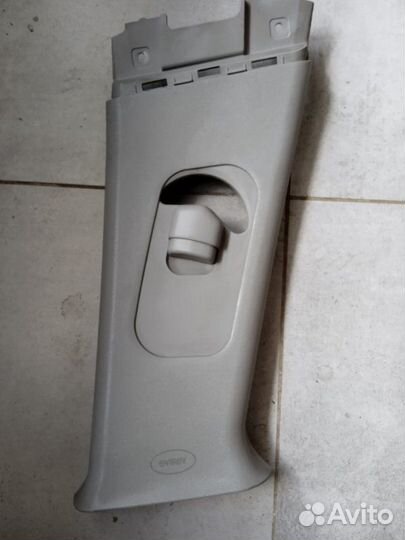 Накладка стойки центральная правая Kia Optima 3