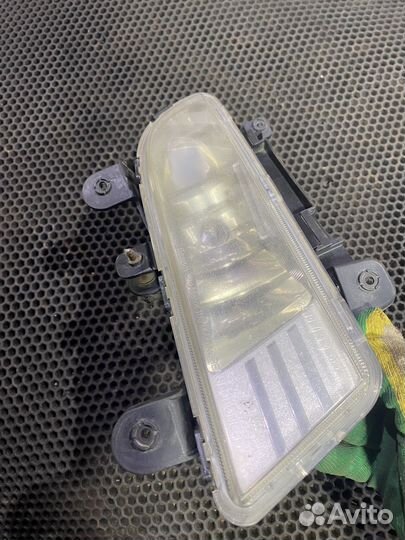 Противотуманка правая Кайрон SsangYong Kyron