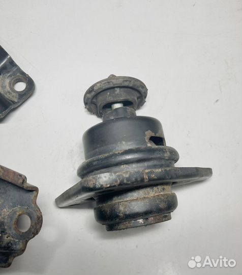 Подушка двигателя Kia Cerato 2 2010 г