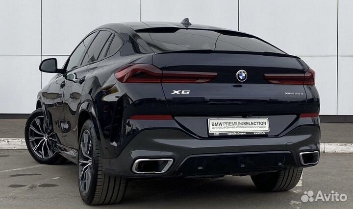 В разборе BMW X6 G06 2021 год
