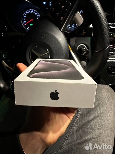 iPhone 15 Pro, 512 ГБ