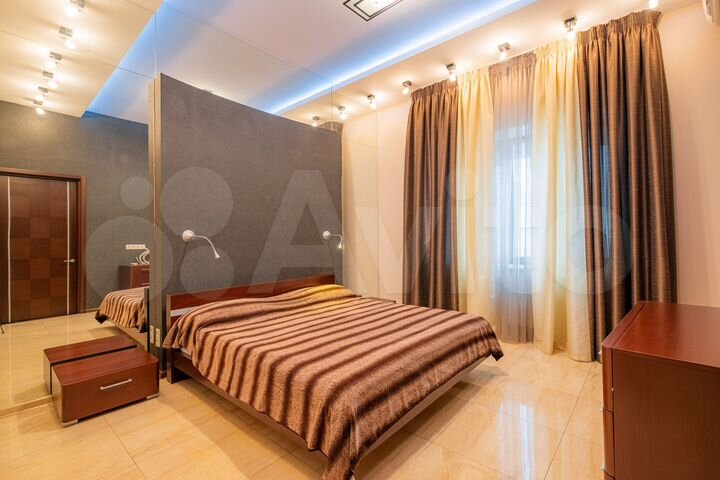 3-к. квартира, 125 м², 6/8 эт.