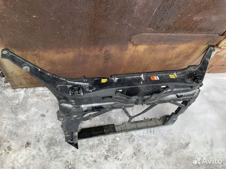 Рамка радиатора Mazda 3 BK