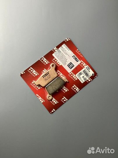 Тормозные колодки TRW MCB575SI