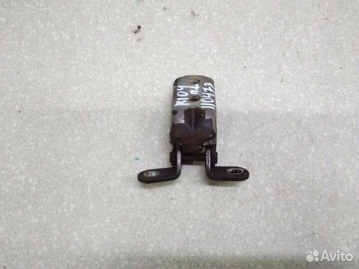 Петля двери передней левой верхняя Kia RIO 2017