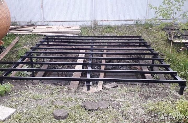 Винтовые сваи с монтажом