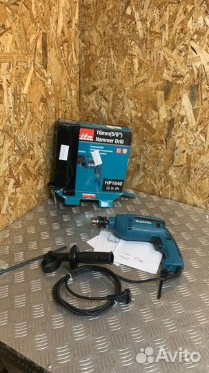 Ударная дрель Makita HP1640