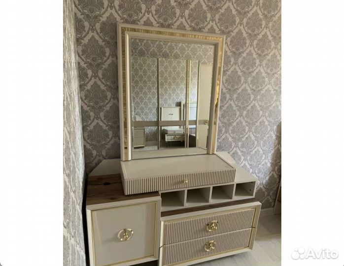 Сборщик мебели