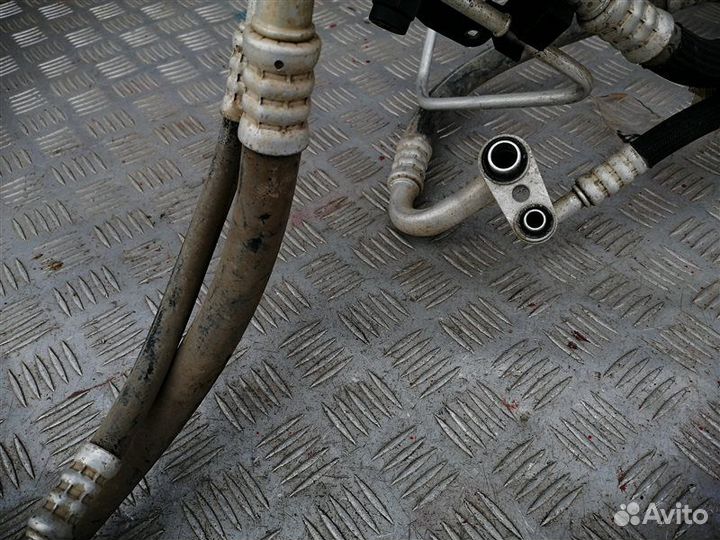 Трубки кондиционера Opel Astra H L69 Z18XER 2008