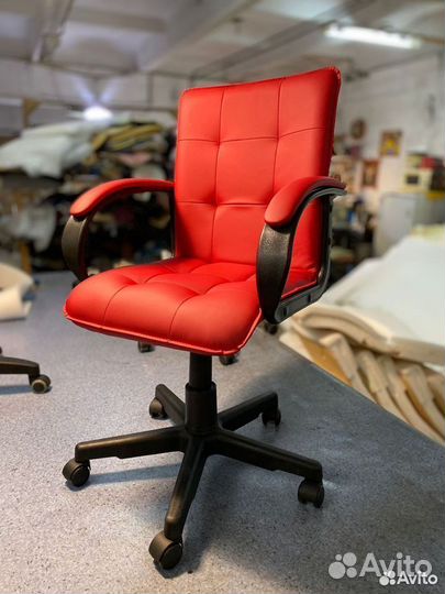 Компьютерное кресло