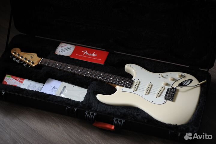 Гитара Fender American Standard Stratocaster