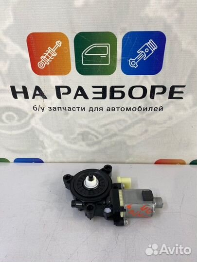 Мотор стеклоподъемника передний правый Kia Cerato