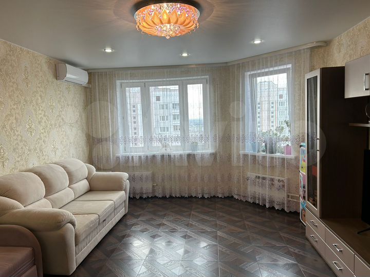 2-к. квартира, 60,3 м², 16/17 эт.