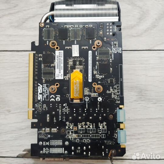 Bидeокapтa asus