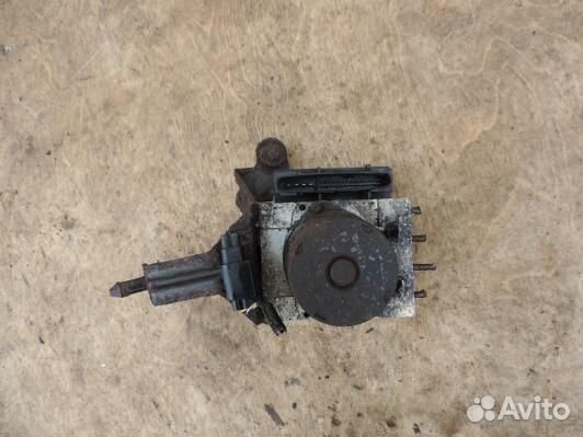 Блок ABS ford transit 7 sparka (73X05KW01)