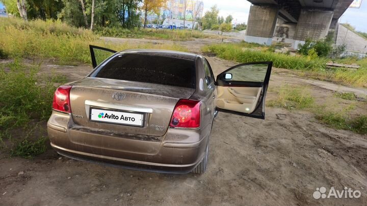 Toyota Avensis 2.0 AT, 2003, 428 300 км