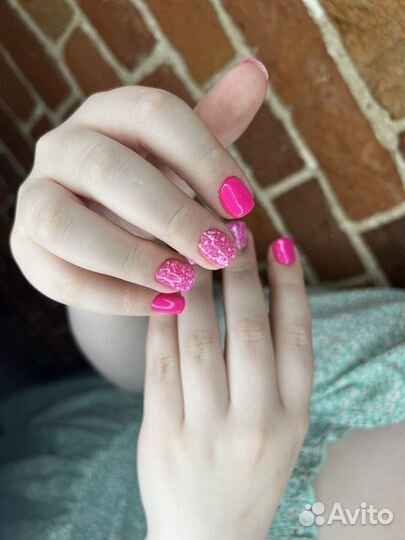 Модель на маникюр