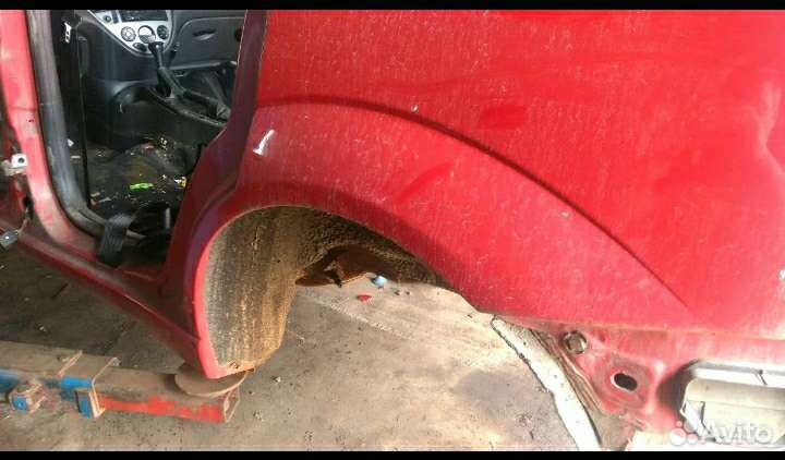 Кузов с документами Форд Фокус 1