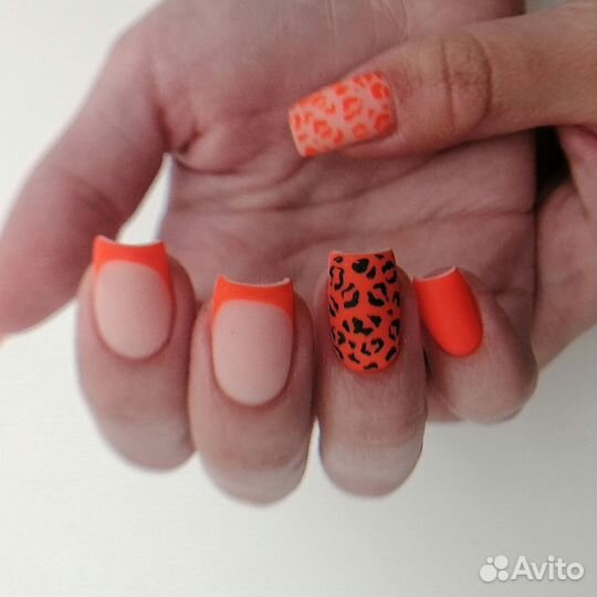 Маникюр Педикюр