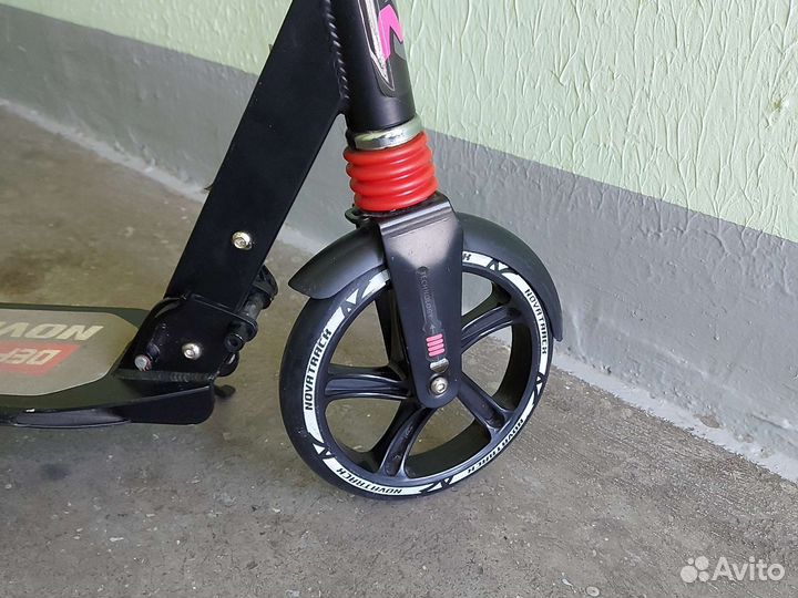 Самокат Novatrack Deft с амортизаторами до 100 кг