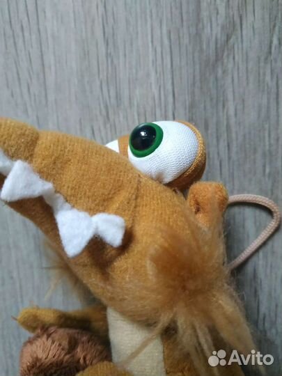 Мягкая игрушка Белка с орехом