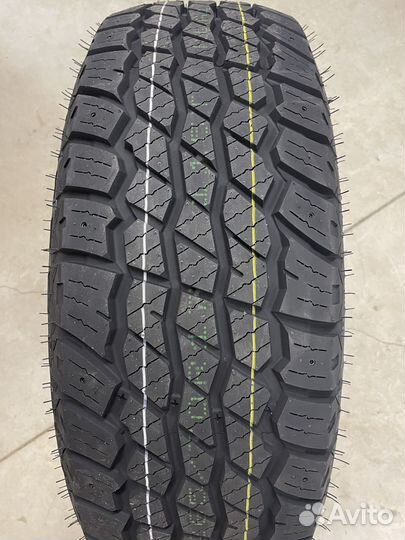 Tracmax X-Privilo AT08 285/50 R20 116H