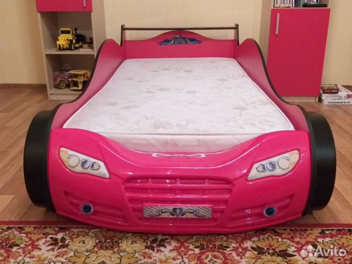 Детская кровать машина с подсветкой