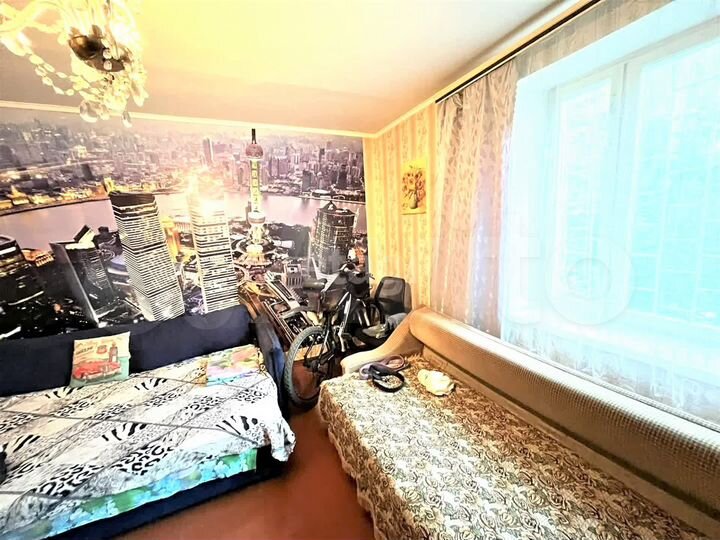 2-к. квартира, 50 м², 1/9 эт.