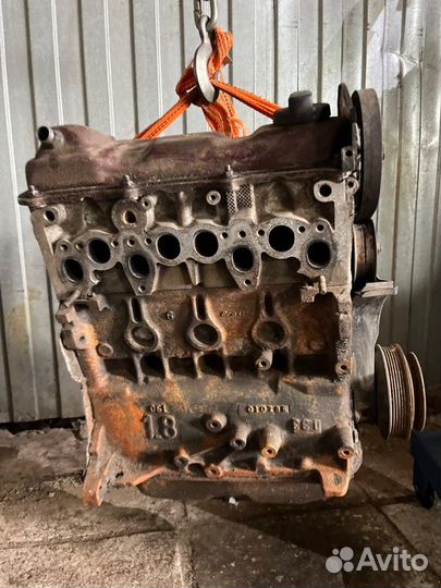 Двигатель Volkswagen Vento седан 1.8 AAM 1992