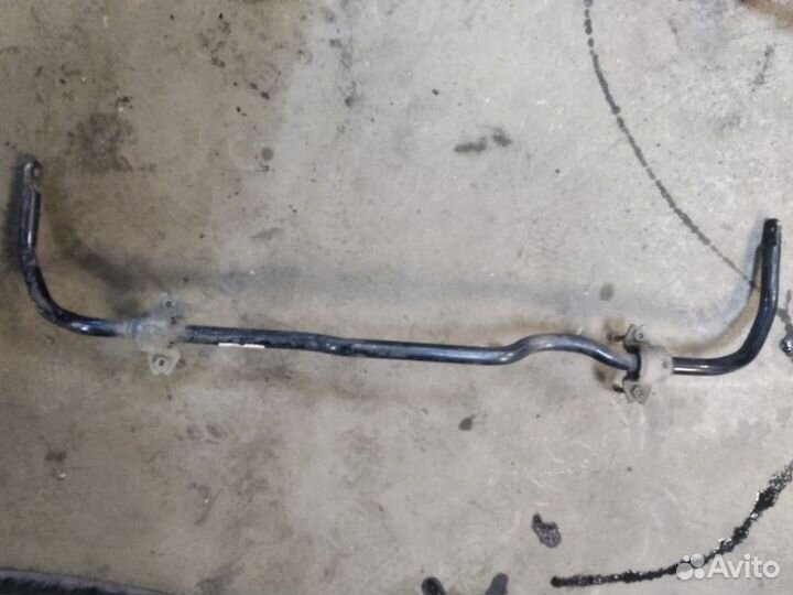 Стабилизатор передний Volkswagen Caddy