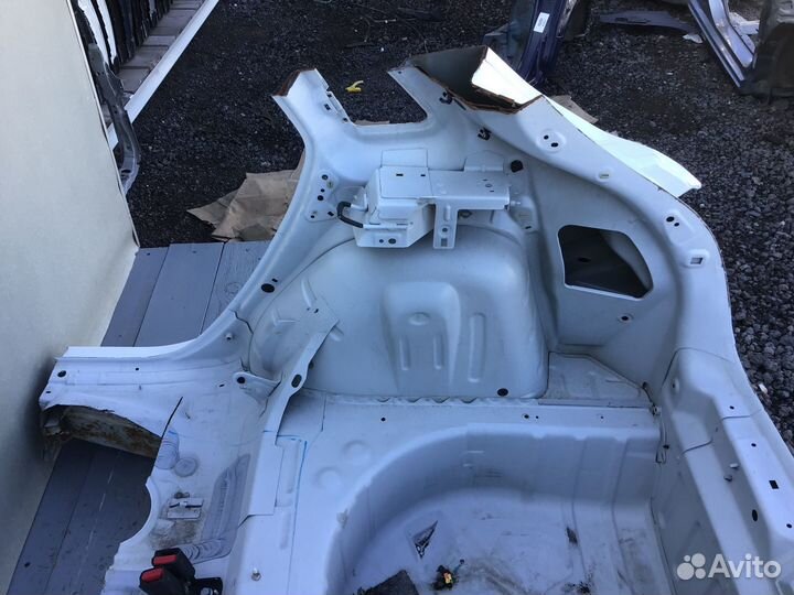 Крыло заднее правое Citroen C4 II 2011