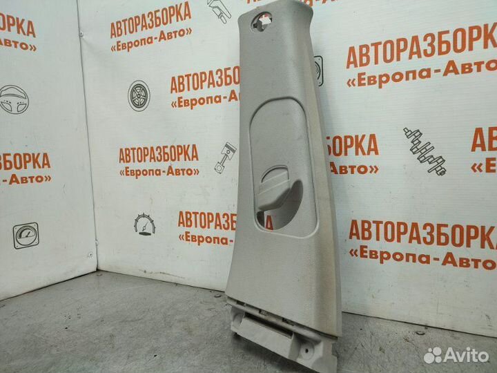 Накладка декоративная передняя левая Kia Magentis