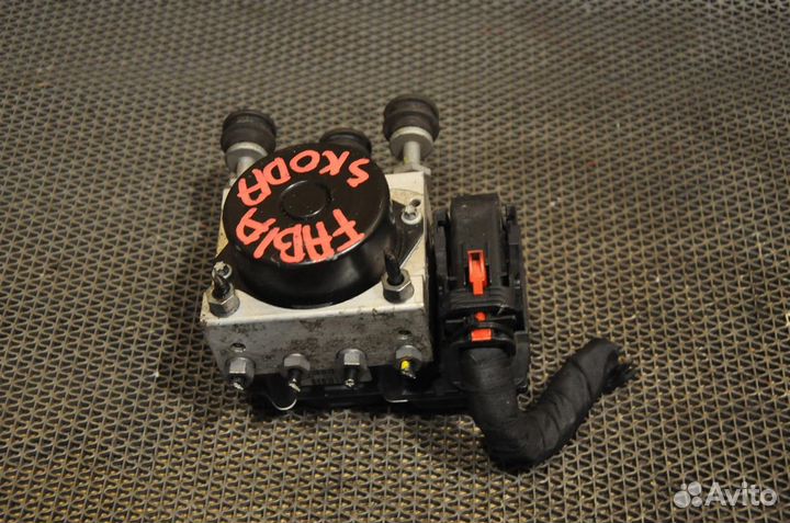 Блок ABS skoda fabia 5J2