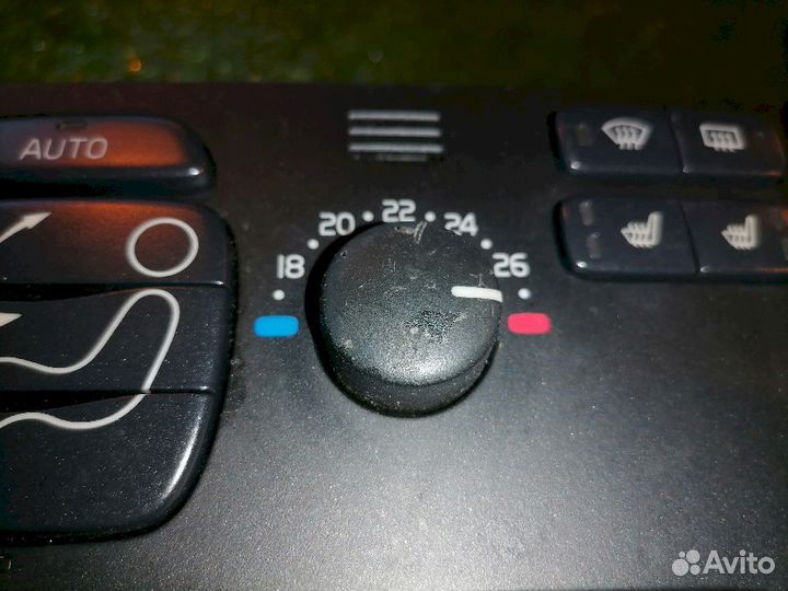 Блок управления климат-контролем 8697137 Volvo XC9