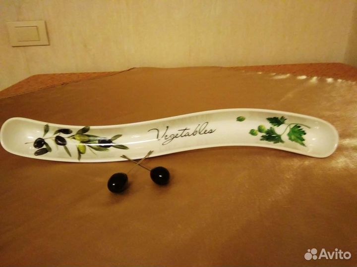 Салатник для оливок и маслин