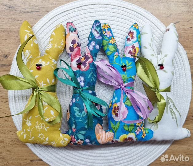 Зайчики ручная работа