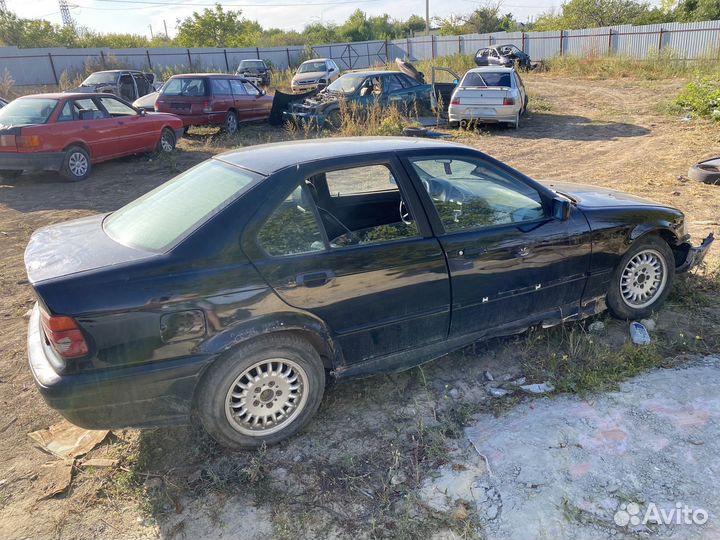 BMW 3 E36 1.6 AT в разбор