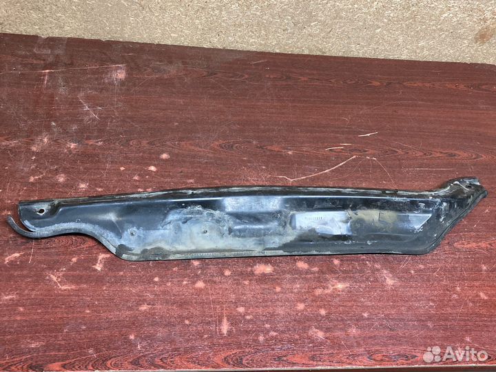 Водосток Фольксваген гольф 6