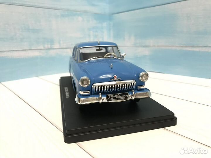 Модель Волга газ-21 в боксе 1/24 Hachette