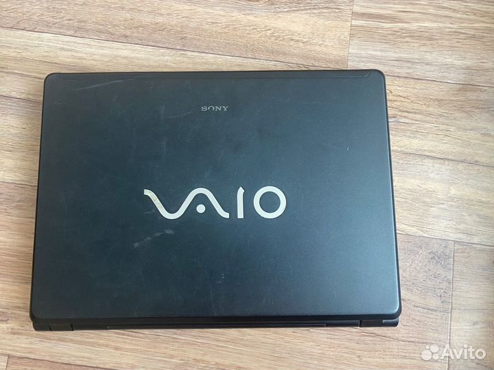 Продам Ноутбук рабочий без зарядки sony vaio