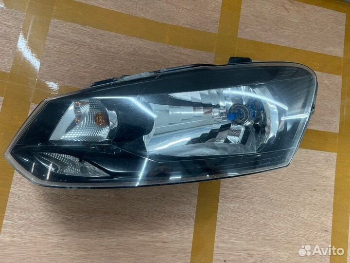 Фара галогеновая передняя левая Volkswagen Polo