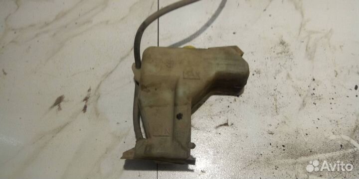 Бачок расширительный Nissan Primera P12 2004