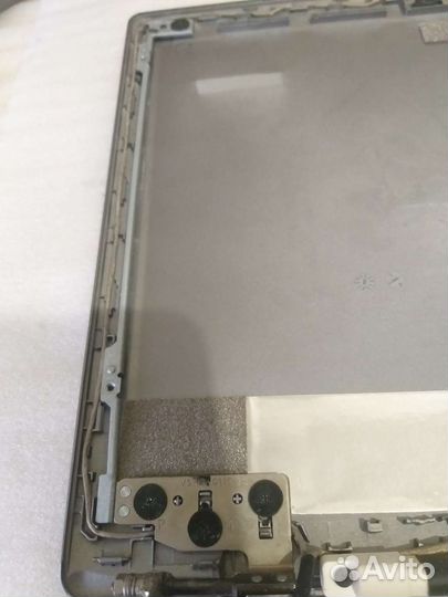 Lenovo 120S-11IAP петли