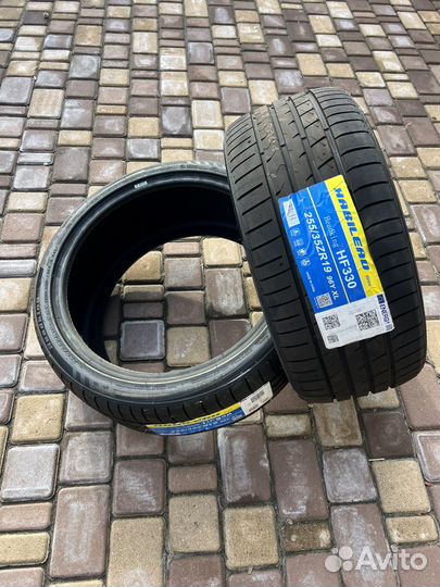 Habilead HF330 255/35 R19 96Y