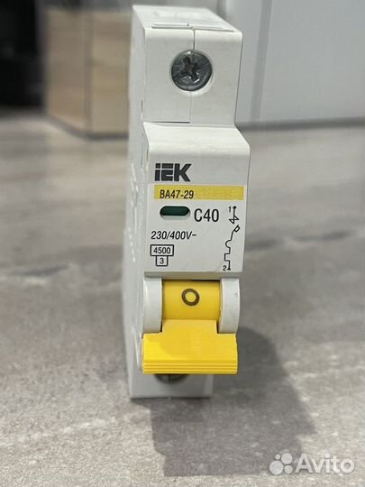 Автоматический выключатель IEK BA 47-29
