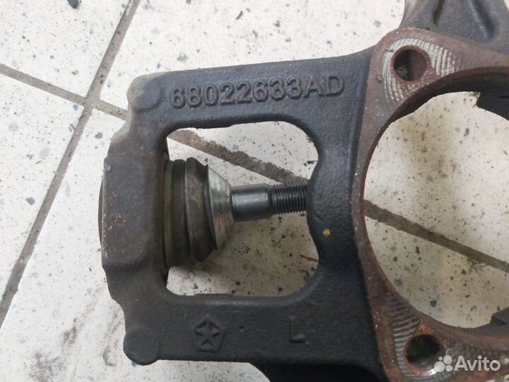 Кулак передний левый Jeep Grand Cherokee 4 WK2 EXF