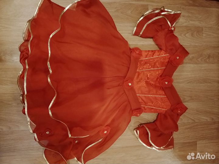 Праздничное платье для девочки