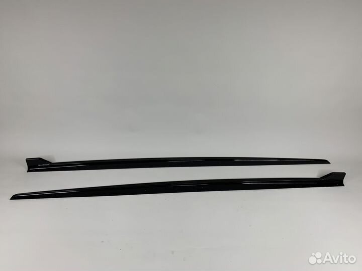 Лезвия под пороги Глянец BMW F44