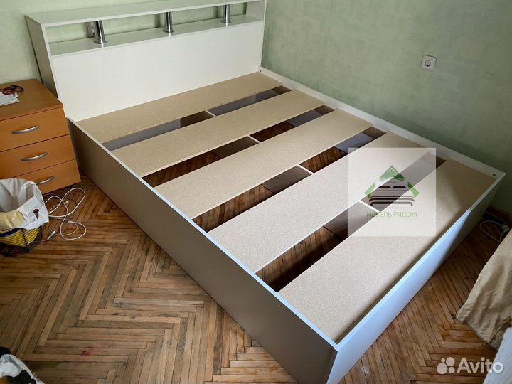 Кровать двуспальная